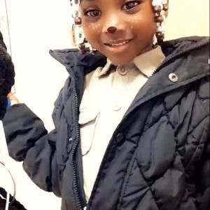 Meet your Posher, Nakia